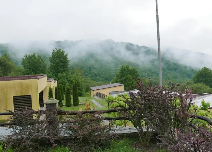 Ξενοδοχείο με διαμερίσματα West Wood Knyagynya
